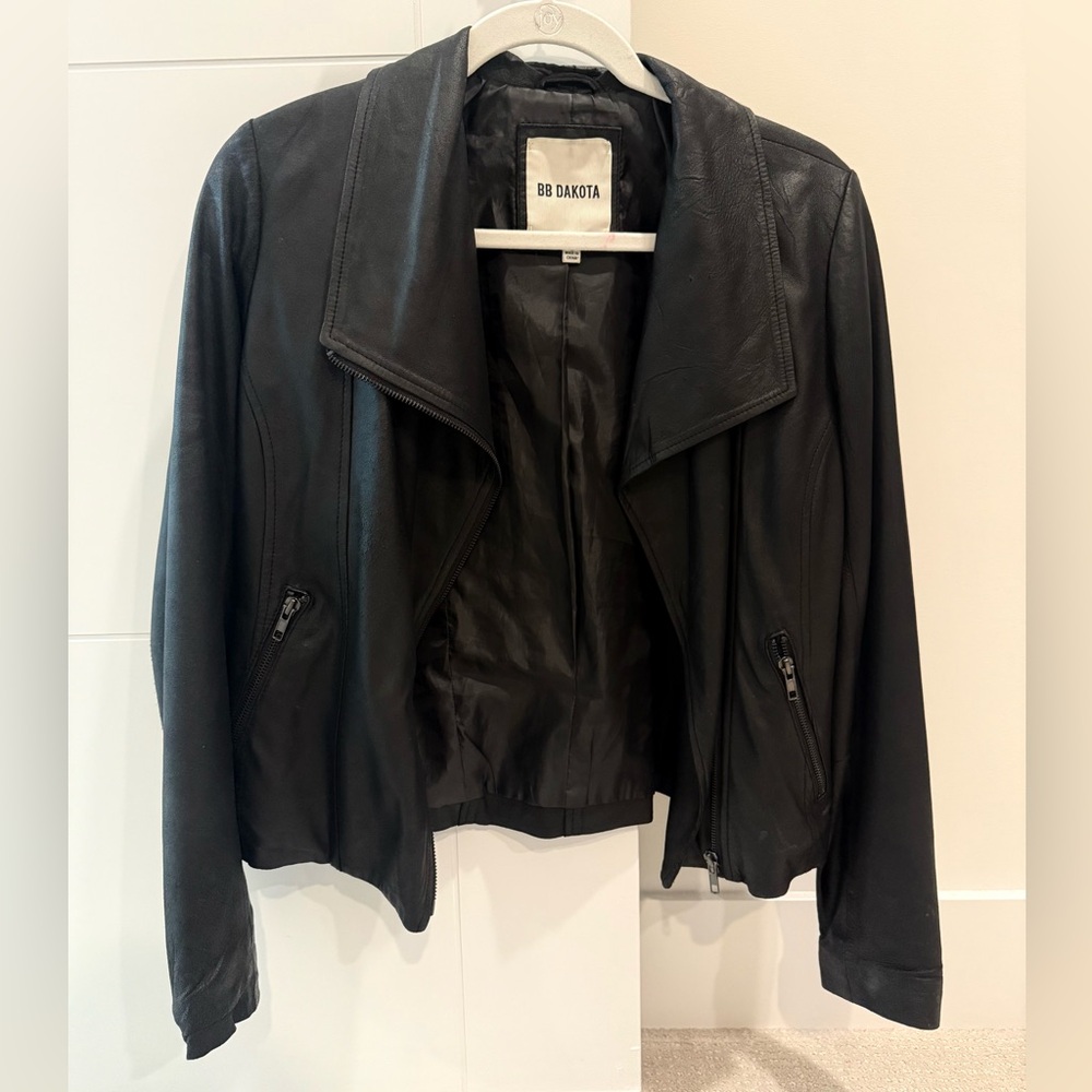 🖤 BB Dakota Black Leather Jacket